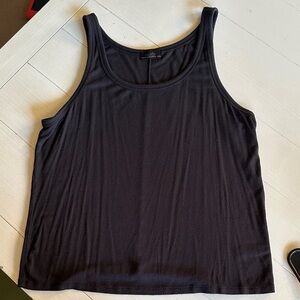 NUUDS slinky rib Black Tank